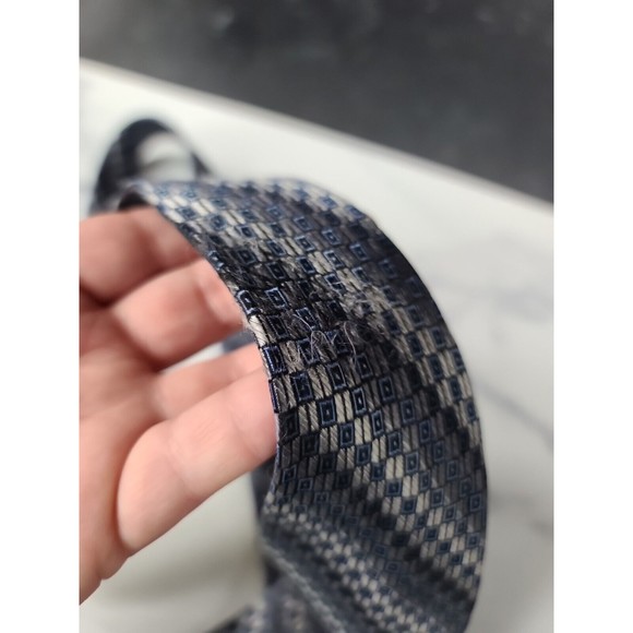 Joseph & Feiss International 100% Silk Tie - Picture 10 of 10